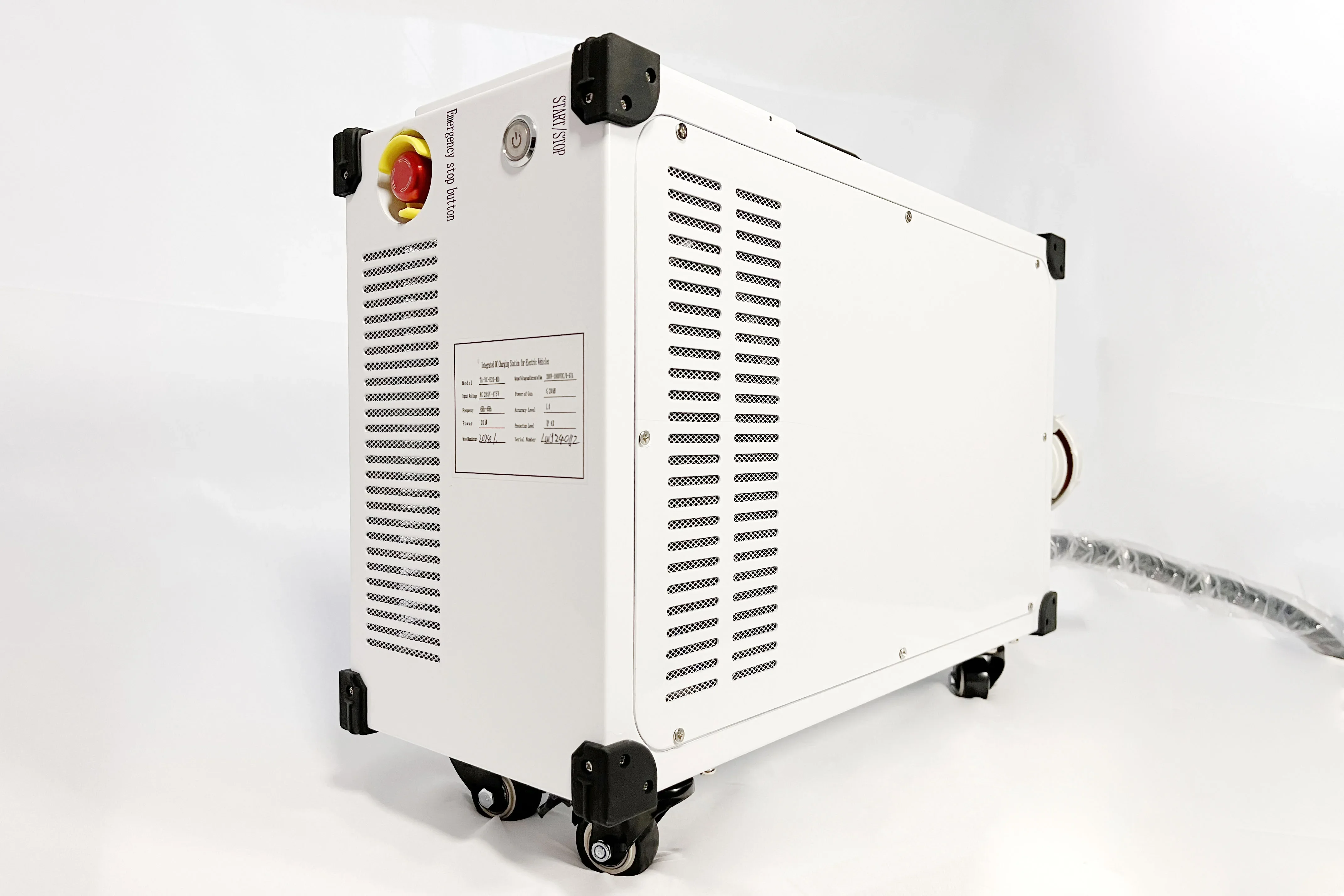 محطة شحن سريعة محمولة للسيارات - مراجعة Portable Dc Fast Charger 20Kw Ccs2 وسعره